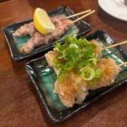 りく たべるの大好き♡ 夜這専門発情する奥様たち 谷九店