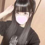 ちなつ 🤍 しゅっきん 🤍 アリスカフェ