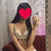 ヒメ日記 2026/04/24 13:05 投稿 牧野しずく 断りきれない美人マッサージ嬢たち