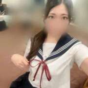 えれな 1日あけて🐈‍⬛🌙 エデン