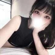 ふゆな 今日は19時から🌷 My Essentials