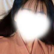 りあん 入店初日完売ありがとうございます🤍 桃色クリスタル