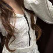 なぎさ 夜は白だよ‎🤍 MINT（ミント）