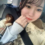 れみ 移動中のひとコマ📷 中目黒 2shot♥Lounge