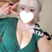 ひより 待機中🥺🫶🏻 エンジェルマスカット