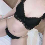 ななみ 待ってるね🐱💭 アクアマリン