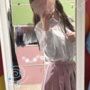 ヒメ日記 2026/05/13 10:59 投稿 海乃 さんご しゃせきょっ!XX教育される制服女子たち