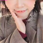 松岡はな 秘密💕 断りきれない美人マッサージ嬢たち