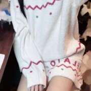 湊しおん 本日も出勤🐧✨️ ウルトラプラチナム