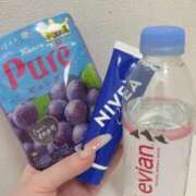 日向なこ 素敵な差し入れ🎁✨ デリス新宿