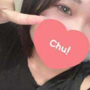 桐生らみ グランドのお兄さん‪·͜· ❤︎‬ 全裸にされた女たちor欲しがり痴漢電車