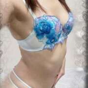 ヒメ日記 2026/04/22 21:00 投稿 森永　みかん スタイリッシュ秘書