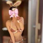 サトミ 向かってます🚖🤍 煌き -KIRAMEKI-（煌きグループ）