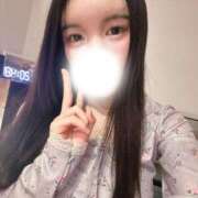 内野しおり 今日出勤してます！ 断りきれない美人マッサージ嬢たち
