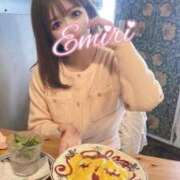 ヒメ日記 2026/03/27 08:09 投稿 えみり　国宝級のIカップ美女 CELEB FACE NAKASU