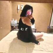 むぎ 遊んでくれる方へお願い💫🌙 密着手コキ&M性感 横浜エンジェルハンド