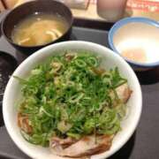 えり 今日も1日⭐️ ぷるるんマダム 十三店