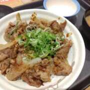 えり 今日も1日😌 ぷるるんマダム 十三店