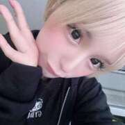 アクア さてと！ The White