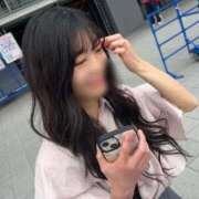 ゆいな やっほ〜🫶 淫乱痴女エステ新宿店