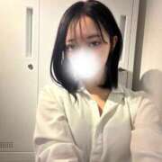 湊崎さな 連日出勤❣️ e女商事 池袋店