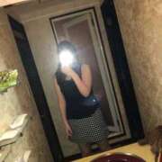 みさき しゅ！ ノーブラで誘惑する奥さん谷九・日本橋