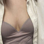 ひなの いっそげ〜 エマニエル秋葉原