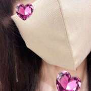 みなみ 目力アップ 性腺熟女100％本店（デリヘル市場）