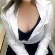 若月　あみか はじめまして♡ ノーパンパンスト スケベなOL梅田・兎我野店