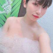 ヒメ日記 2026/04/27 16:29 投稿 桐谷あおば 断りきれない美人マッサージ嬢たち
