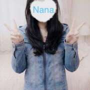 黒崎 なな お題：【手に入れるなら】何でもおいしく感じる舌、何でもポジティブに聞こえる耳、どっちにする？に回答♪ セカンドパートナー池袋