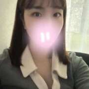 早見ことね 出勤しました〜⭐️ 恋する妻たち