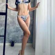 貴島さえこ もっこり ブルーバード