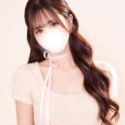 みる 19:00から👩🏻‍❤️‍💋‍👨🏻 E+アイドルスクール新宿・歌舞伎町店