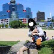 ヒメ日記 2026/05/12 06:50 投稿 ゆい 学校帰りの妹に手コキしてもらった件 梅田