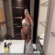 月白ひな 💭 ウルトラロイヤル