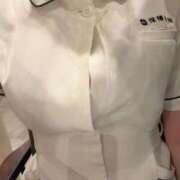 一ノ瀬　えれな はちきれそう、、、 現役ナースが精液採取に伺います 梅田店