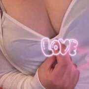 ヒメ日記 2026/05/07 15:43 投稿 えいか もしも清楚な20、30代の妻とキスイキできたら横浜店