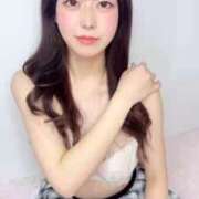 るあ 【初出勤】完全業界未経験♡ E+アイドルスクール新宿・歌舞伎町店