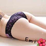 ヒメ日記 2026/05/18 08:37 投稿 えみ【ガールズ】 理性崩壊×変態美女∞イキ狂い濡恋-ぬれこい-