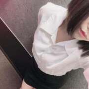 めりあ 久しぶりの出勤 新宿・本格コスプレ美人秘書オフィスイメクラ「秘書課女子」