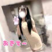 れいら 🎀早起きしよ？🎀 The White