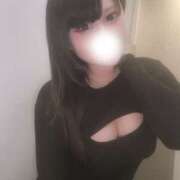 るりか 出勤ですっ♡ もしも素敵な妻が指輪をはずしたら・・・カーラ