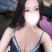 ヒメ日記 2026/04/08 18:22 投稿 みやび　凛とした華かさを纏う美女 ROYAL FACE