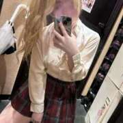 ヒメ日記 2026/08/13 08:10 投稿 うさめろ とある風俗店♡やりすぎさーくる新宿大久保店♡で色んな無料オプションしてみました