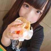 こまり☆激かわ純粋無垢な宝石♪ 💛朝🍔✨𝐌𝐜𝐃𝐨𝐧𝐚𝐥𝐝𝐬✨🍟ギリギリ到着で食べれた💛 妹系イメージSOAP萌えフードル学園 大宮本校