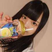 こまり☆激かわ純粋無垢な宝石♪ 休憩ちゅ~🥣‼️冷たいシチューって美味しいのかな•́ω•̀)? 妹系イメージSOAP萌えフードル学園 大宮本校