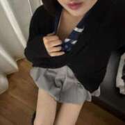 さや 18-22時までいます🩵🩵🩵 チェリー