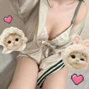 ゆりあ 明日急遽出勤🐶🫧 ぐっすり山田　池袋店