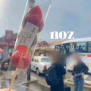 のず 熱いですね〜🥹💦 白いぽっちゃりさん